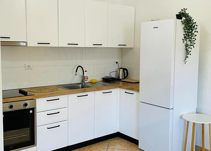 Homely 2-Bed Apartment Vlore